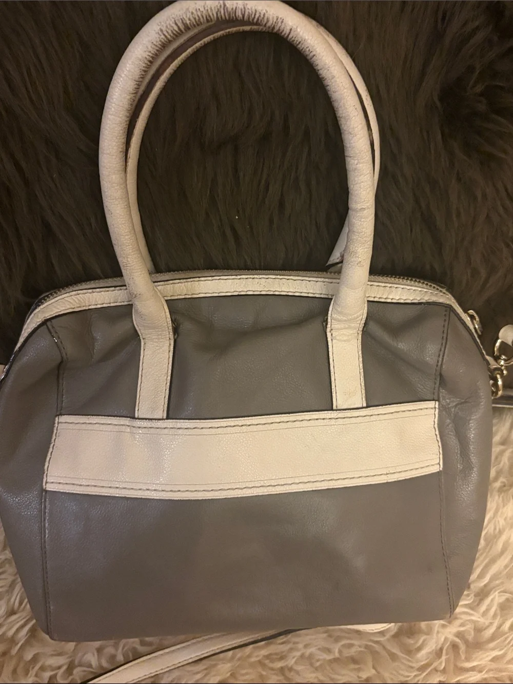 Kate Spade Alice Court Kaiya satchel in Cliff Gray and Off White